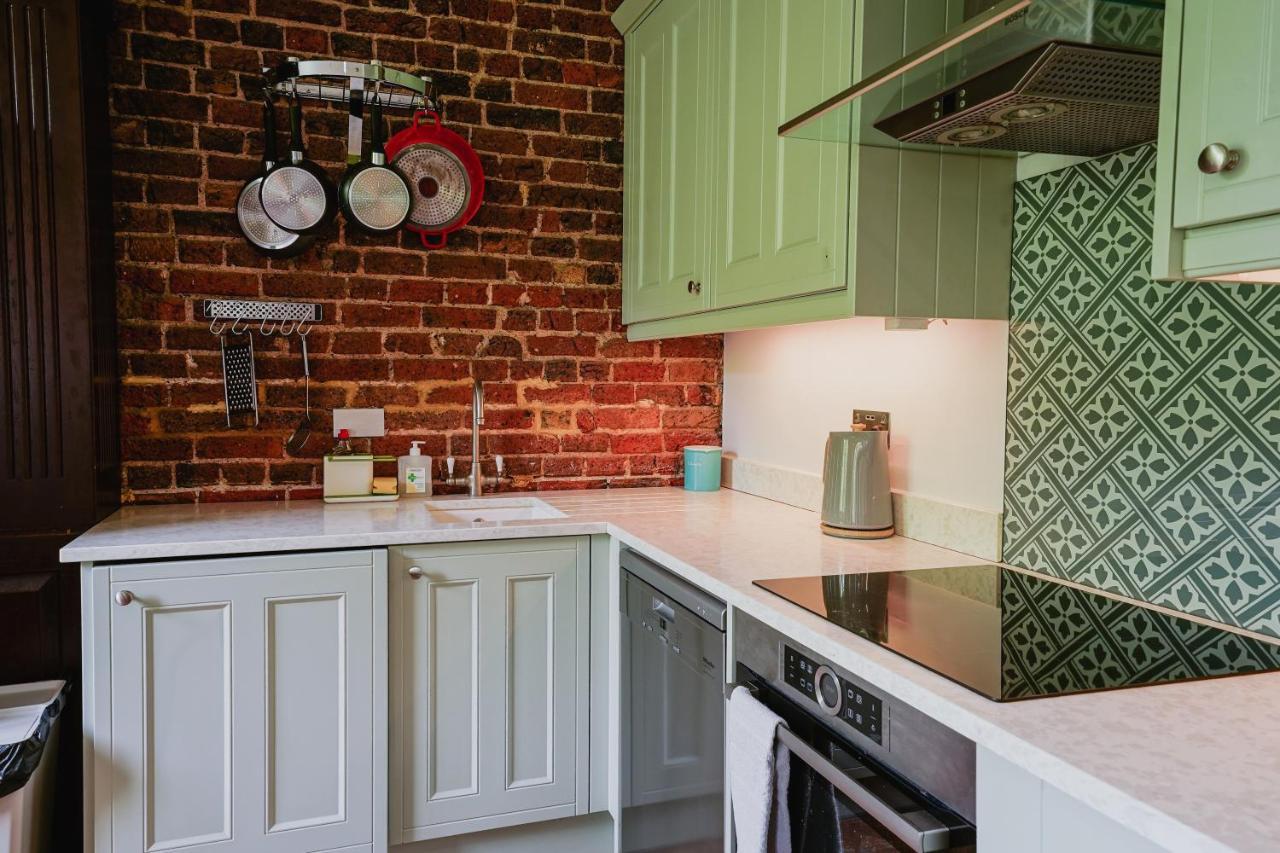 Classic Paddington 2-Bedroom Apartment 伦敦 外观 照片
